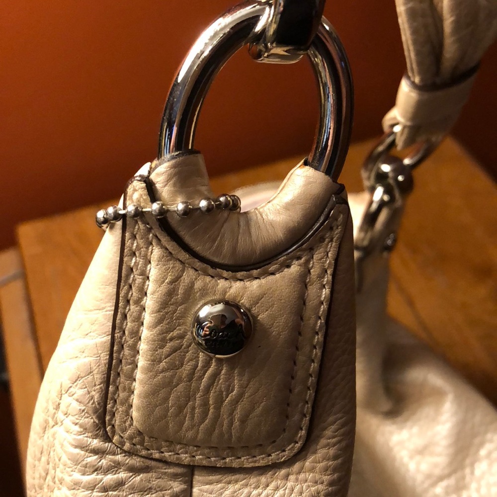Coach pale gold pearl hobo bag - Picture 5 of 6
